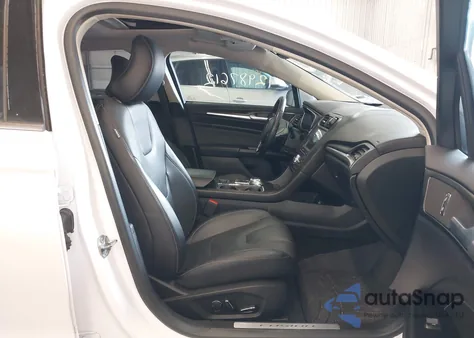 2019 Ford Fusion Titanium из США, поврежденный, VIN 3FA6P0D97KR194940